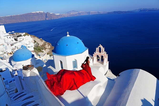 1-Hour Flying Dress Photoshoot, Instagram spots - The people behind the camera