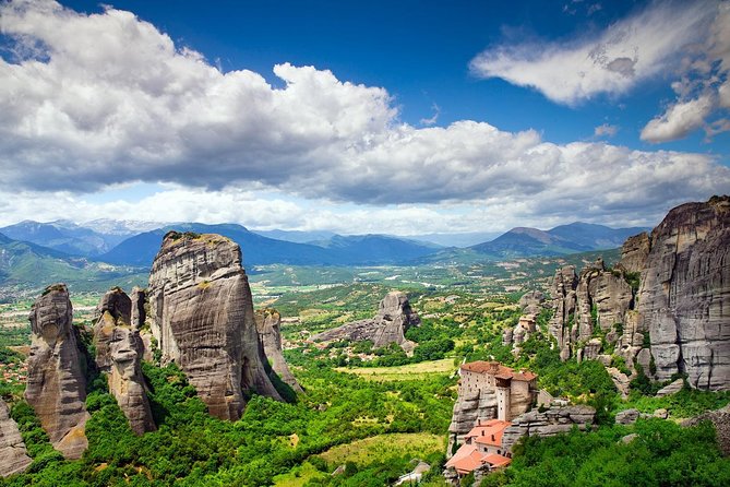 2-Day Delphi and Meteora Tour from Athens - Why this two-day route works from Athens