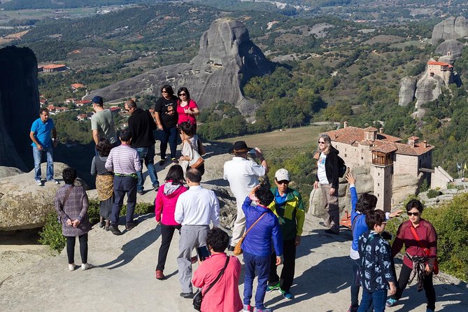 2-Day Delphi and Meteora Tour from Athens - Overnight in Kalambaka at the foot of Meteora