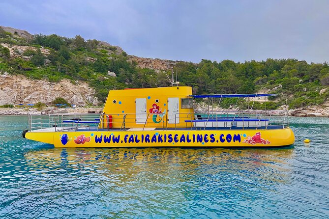 3 Hour Yellow Semi Submarine Swimming Cruise with Drinks Included! - The yellow boat and its equipment