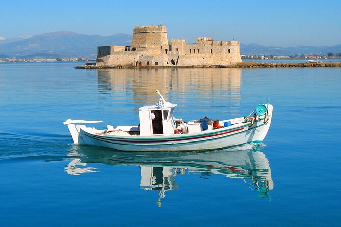 4-Day Greece Highlights Tour: Epidaurus, Mycenae, Olympia, Delphi and Meteora - Day 4: Meteora monasteries and Thermopylae