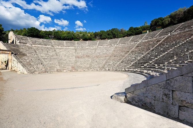4-Day Greece Highlights Tour: Epidaurus, Mycenae, Olympia, Delphi and Meteora - Hotels, dinners, and daily comfort