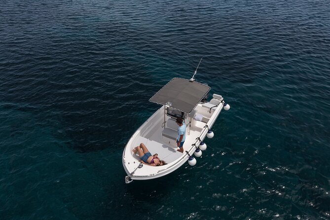 5 Hours Boat Rental in Santorini - Heading along Santorini’s outer coast