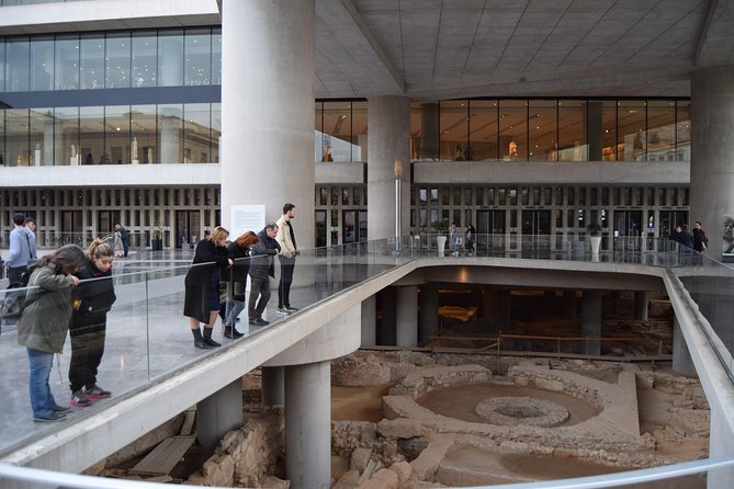 Acropolis & Acropolis Museum Group tour in German or Dutch - The Acropolis Museum, with one hour for the collection