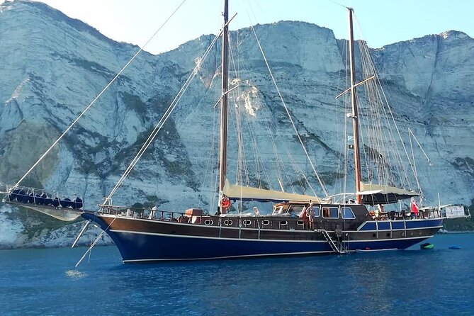 All Day Cruise -3 Islands to Agistri,Moni, Aegina with lunch and drinks included - The ride home and the question of onboard music