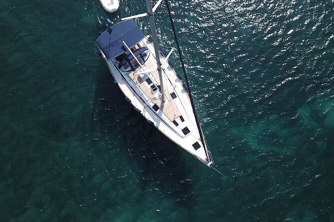 All inclusive Delos & Rhenia Islands tour up to 12 pax (free transportation) - Rhenia supplies the cool-water finish