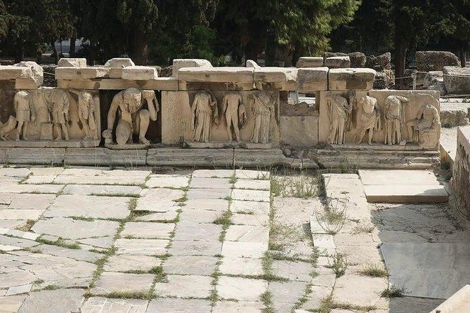 Ancient Athens tour: Acropolis, Parthenon and Acropolis Museum - Inside the New Acropolis Museum for about one hour