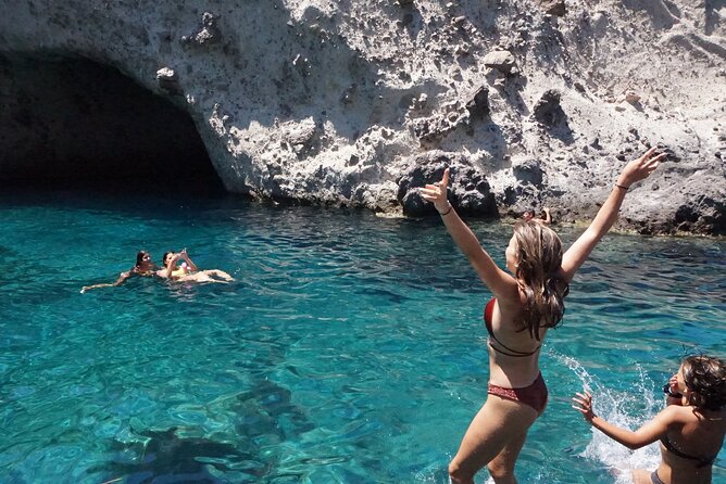 Antiparos & Despotiko Kaiki Cruise — Coves, Swim & BBQ - Who will enjoy this kaiki cruise