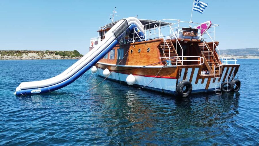 Argostoli: Full-Day Boat Cruise with Lunch - Leaving Argostoli at 10:00