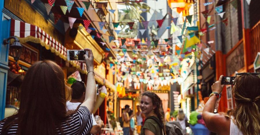 Athens: 2.5-Hour Private City Tour Off the Beaten Track - Akadimia, Athens with fewer tour groups