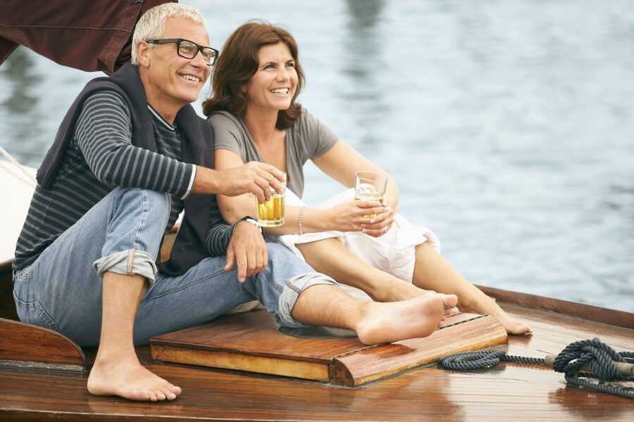 Athens: 3-Hour Sunset Cruise with Swim Stop, Snacks & Drinks - Practical tips for a smoother evening