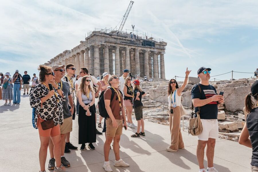 Athens: Acropolis, Parthenon & Acropolis Museum Guided Tour - Group tour or private option?