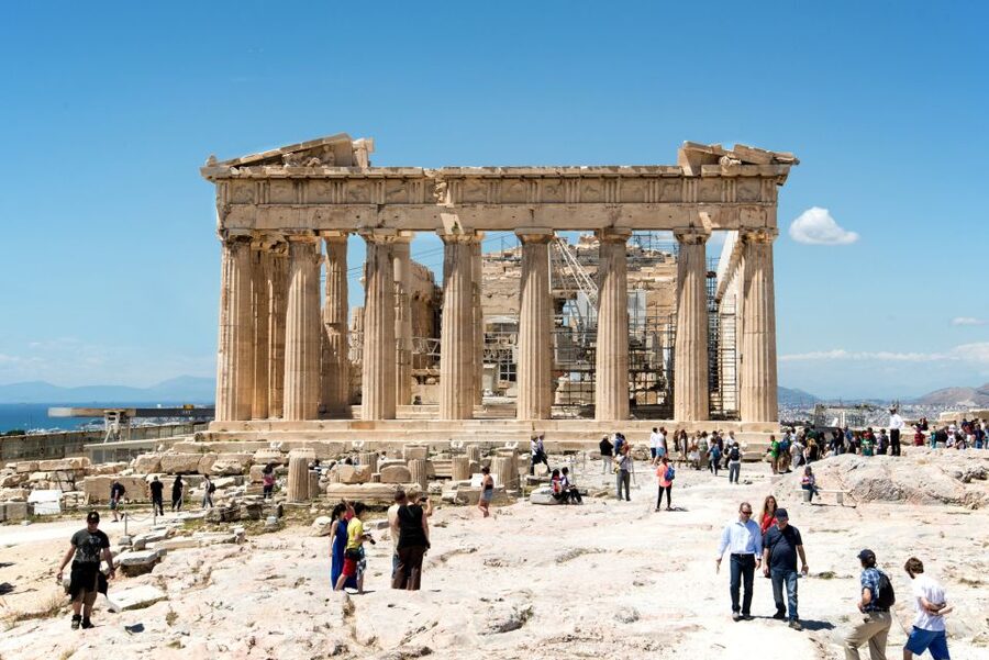 Athens: Acropolis, Parthenon & Acropolis Museum Guided Tour - The Erechtheion and its famous Caryatids