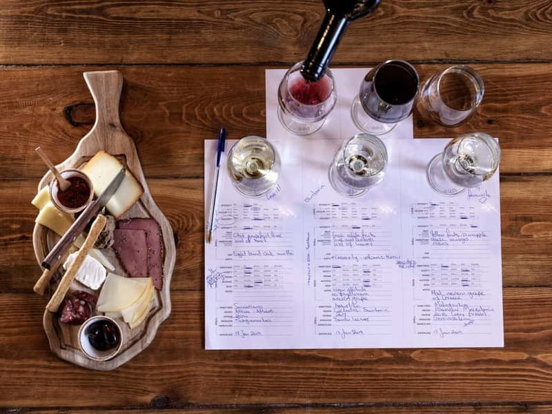 Athens: Acropolis Wine Tasting with Cheese and Olives - The art of tasting without the usual wine snobbery