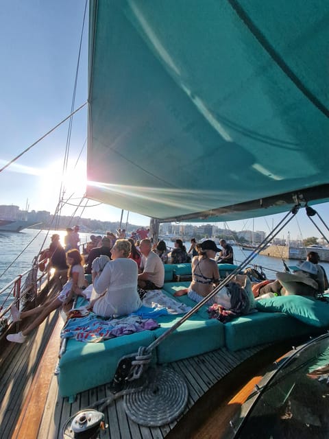 Athens: Agistri, Metopi & Aegina Cruise with Meals & Drinks - Aegina: pistachios, port streets, and ancient remains