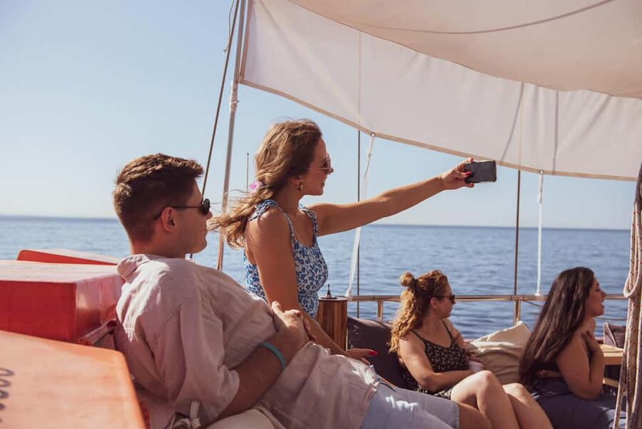 Athens: Agistri, Moni, and Aegina Cruise with Lunch & Drinks - Agistri: beaches, bicycles, and a small village feel