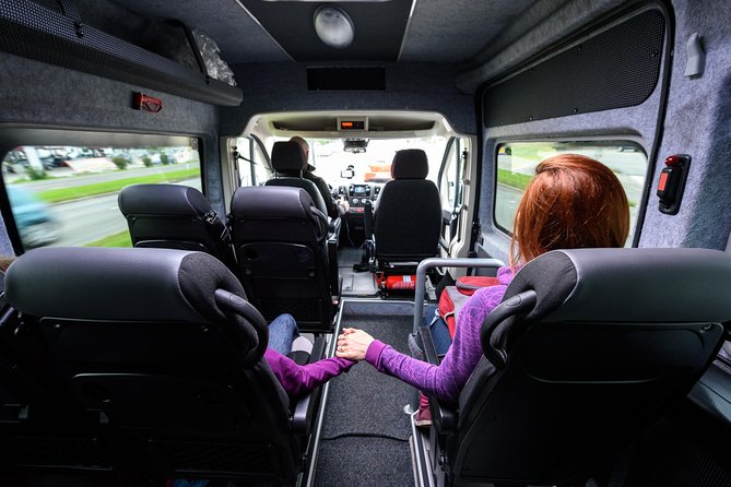 Athens Airport Arrival Transfer to Hotels or Addresses in Athens - Who should book this Athens airport transfer?