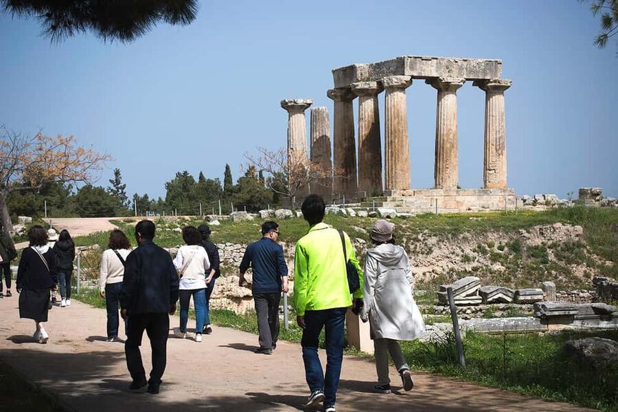 Athens: Ancient Corinth & Nafplion Guided Premium Tour - Ancient Corinth and the Temple of Apollo