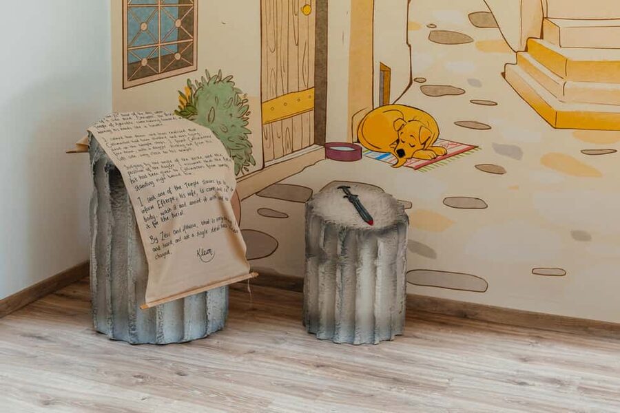 Athens: Ancient Greek Murder Mystery Experience - Family appeal, with enough for adults