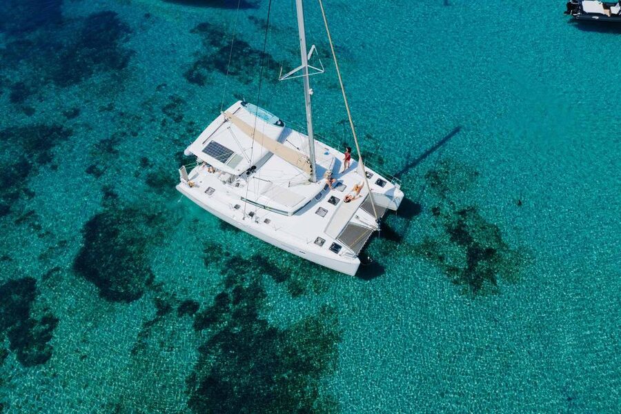 Athens: Catamaran Cruise with Fresh Lunch and Wine - Pier 6 and the first hour on the catamaran