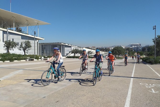 Athens City and Sea bike tour - The return through Thissio and back to the Acropolis