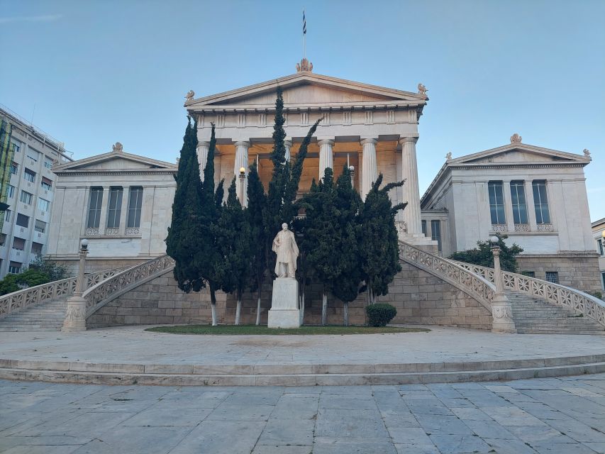 Athens: City Highlights Nighttime Walking Tour in Spanish - Is two hours enough for this route?