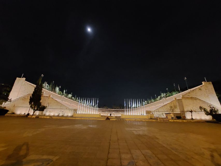 Athens: City Highlights Nighttime Walking Tour in Spanish - How the $28 price measures up