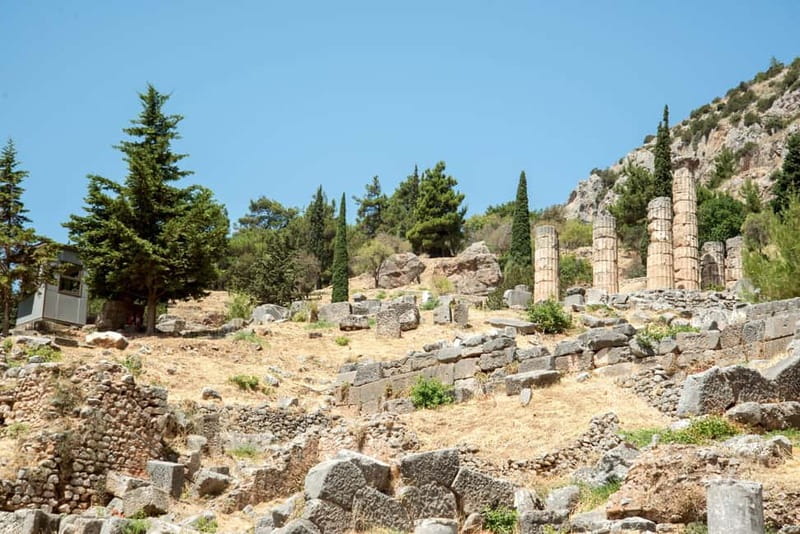Athens: Delphi and Arachova Day Trip with Guide - The Athens departure and long road to central Greece