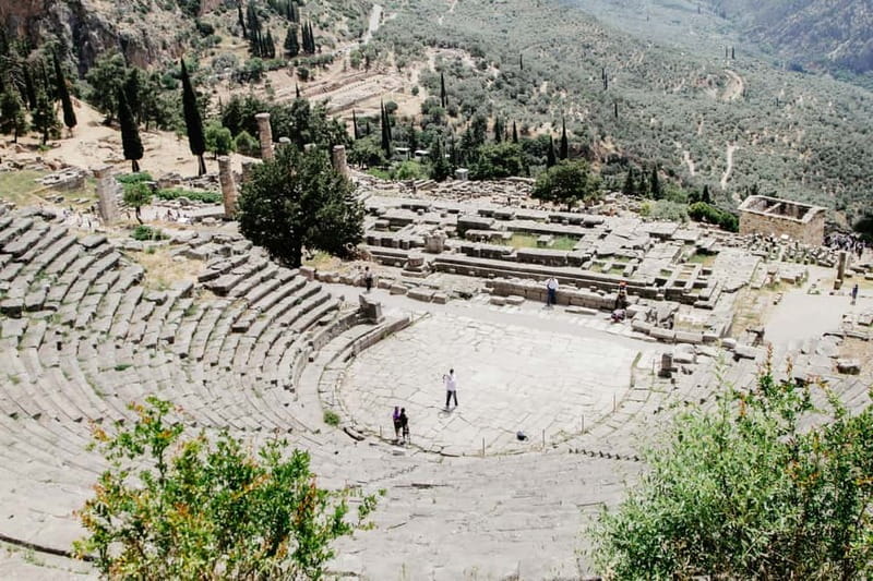 Athens: Delphi Day Tour with Museum & Arachova Village Visit - The Delphi Archaeological Museum in one hour