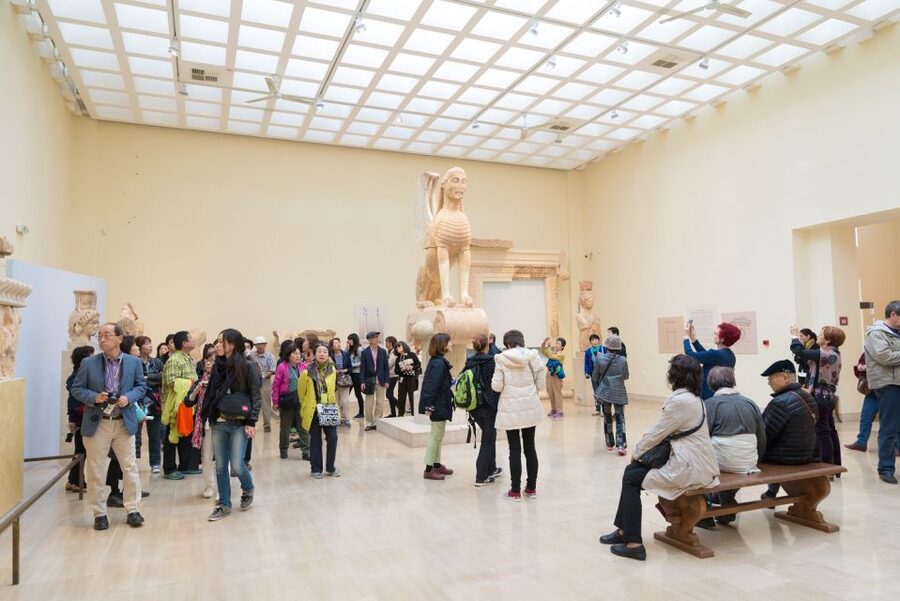 Athens: Delphi Day Tour with Museum & Arachova Village Visit - Arachova after the ancient sanctuary
