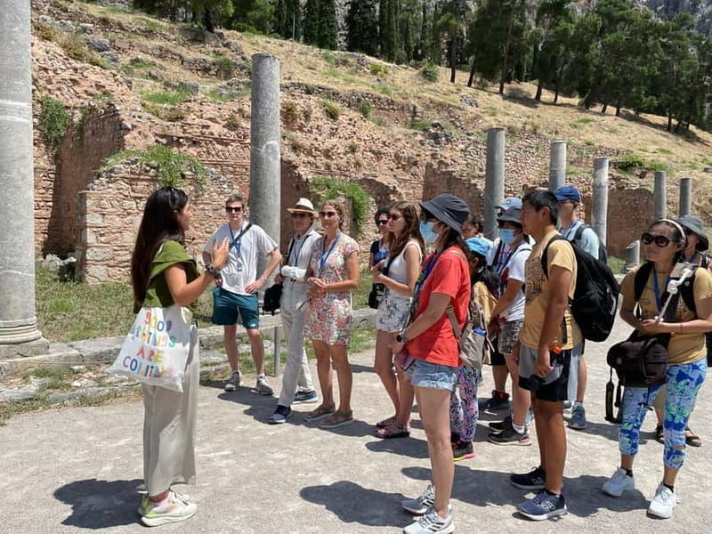 Athens: Delphi Guided Trip with Optional Lunch and Entry - The café stop after two hours on the road