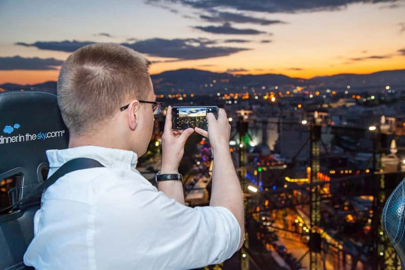 Athens: Dinner in the Sky Experience - The lift to 40 meters and the feeling of being safe