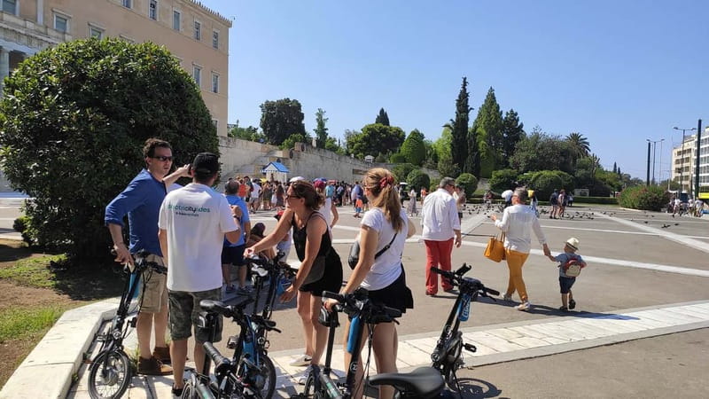 Athens: Discover the City Electric Bike Tour - Syntagma Square and the Evzones