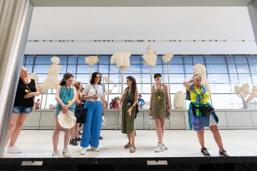 Athens: Early Morning Guided Tour to Acropolis and Museum - Why an early Acropolis visit is worth the alarm