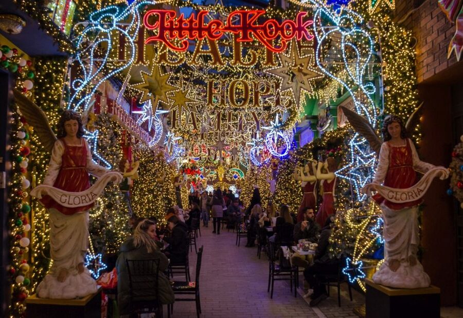 Athens: Evening Food Walking Tour - Psyri brings the social side of Athens