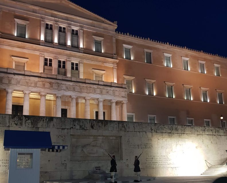 Athens: Evening Guided Walking Tour with Plaka & Dinner - Starting at Syntagma Square with the Evzones