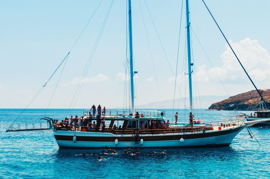 Athens: Full-Day Island Hopping Cruise with Lunch & Transfer - What this Athens island cruise is really like