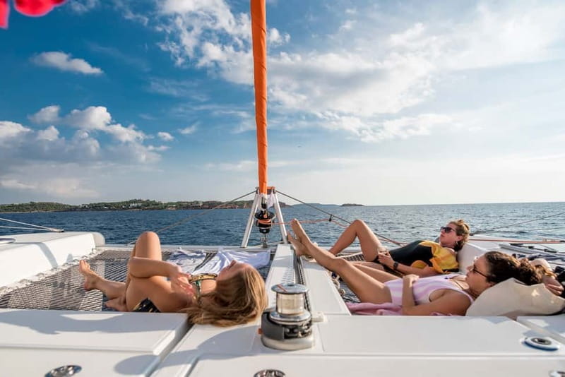 Athens: Half-Day Morning Catamaran Cruise with Meal & Drinks - Leaving Alimos Marina For The Athenian Coast