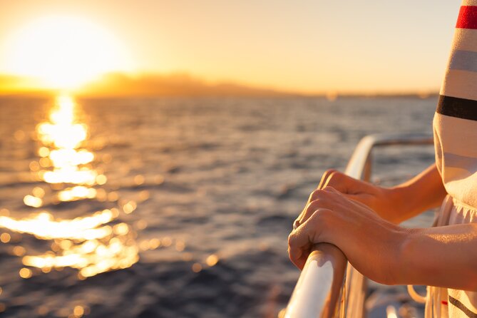 Athens: Island Swimming Day Cruise—DJ, Lunch & Drinks incl. - Five things to know before booking