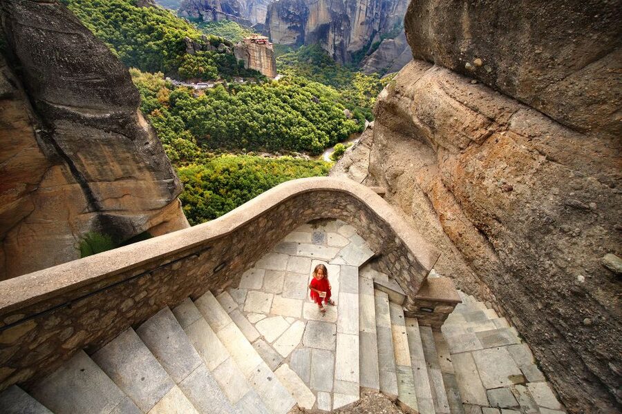 Athens: Meteora 2-Day Trip with Hotel, Sunset & Morning tour - Why two days make Meteora easier
