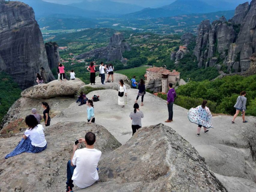 Athens: Meteora Monasteries Day Trip with Caves and Lunch - Entering Great Meteor Monastery