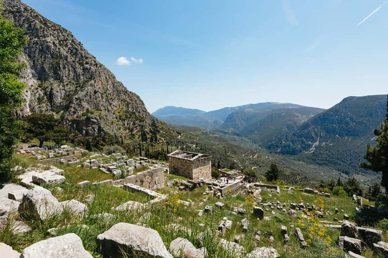 Athens: Mythology of Delphi, Museum and Arachova Guided Tour - Who will enjoy this Delphi day trip?