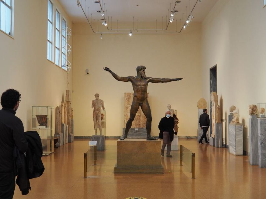 Athens: National Archaeological Museum Ticket w/ Opt. Audio - Arriving at the museum and getting inside