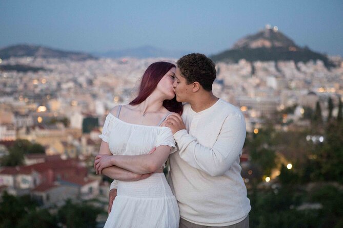 Athens Old City Private Photoshoot Tour / 2 hrs - A local introduction to Athens