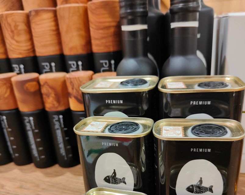 Athens Old Town: Greek Olive Oil & Herbs Tasting - Finding Brettos in the old town