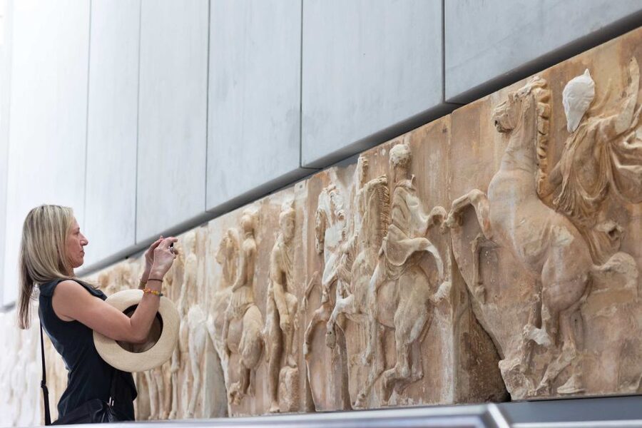 Athens: Panoramic Tour with Guided Acropolis & Museum Visit - Transport, pickup, and the rough edges