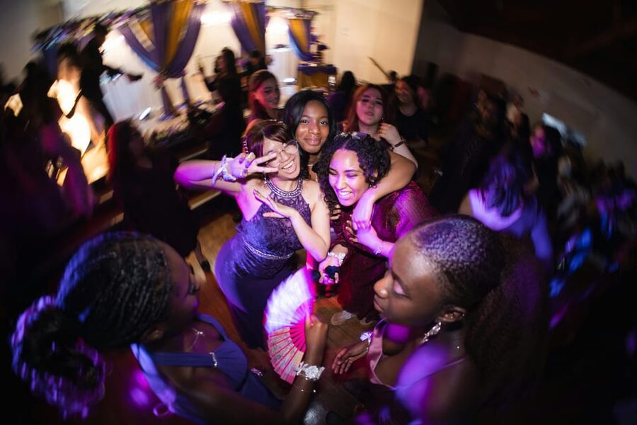 Athens Party Pub Crawl with Unlimited Drinks & Club Access - What the $24.83 price gives you