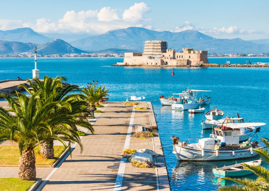 Athens: Peloponnese Highlights Day Trip and V.R. Audio Guide - Starting in central Athens