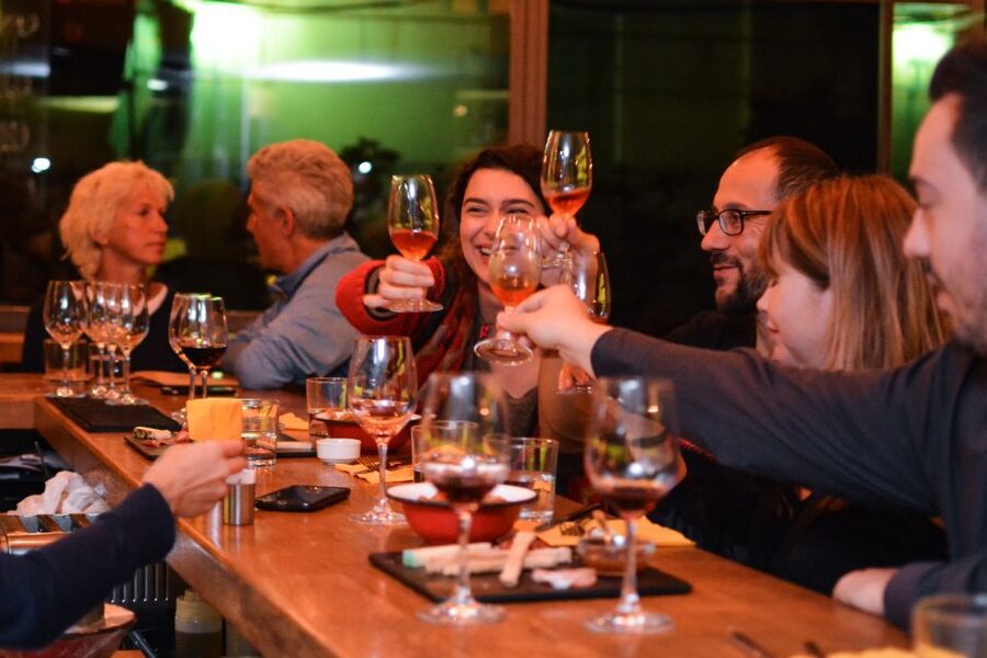 Athens: Premium Food and Wine Tasting Tour in the evening - Starting in Syntagma and Plaka after sunset