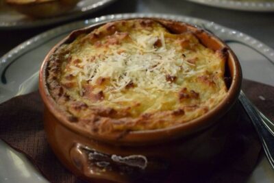 Premium Food and Wine Tasting Tour in the evening